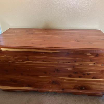 Cedar Chest 42” W X 20” D X 21” H