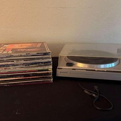 Record Player with Vinyl Records – Featuring Elvis, Diana Ross, Alabama & More