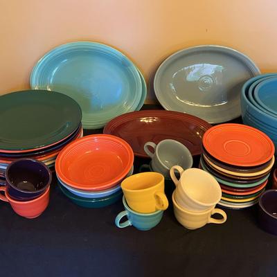 Large Fiesta Ware Dinnerware Collection – Plates, Bowls, Platters & Cups in Assorted Colors