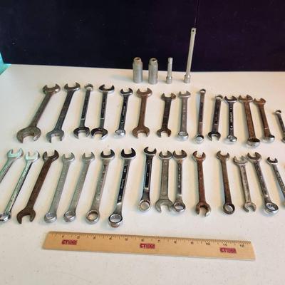 35pc Vintage Wrenches - Craftsman, Mastercraft, Stanley, KMC, Benchtop