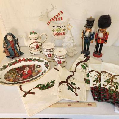 14pc Christmas Decor - Clothtique Santa, Lenox Table Linens, Nutcrackers