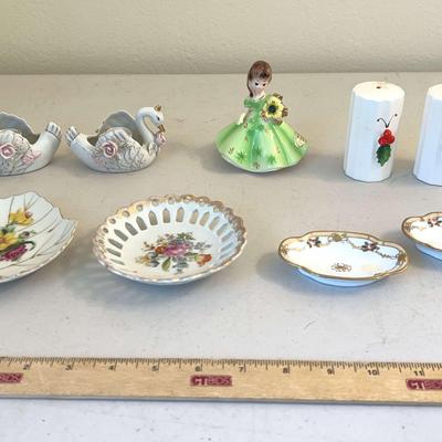 Made In Japan Pottery - Swans, Salt & Pepper Shaker, Girl In Green Dress