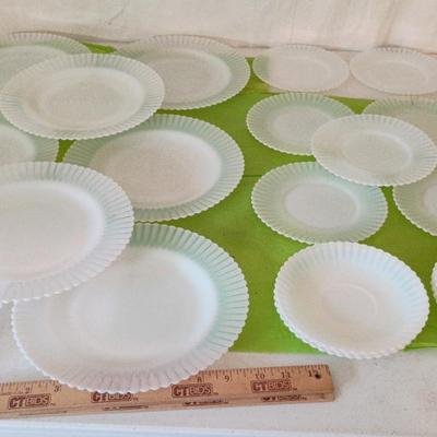 Vintage Macbeth- Evans Monax Petalware Dish Set