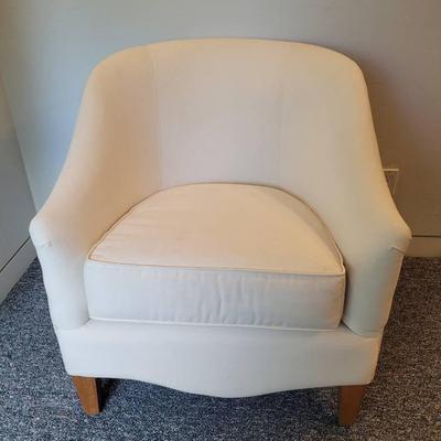 Simmons Upholstery Barrel Chair