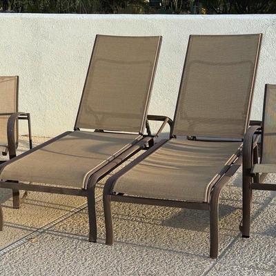 Tropitone Brand Set Of 4 Outdoor Lounging & Seating