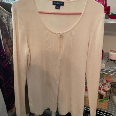 Sale Photo Thumbnail #564
