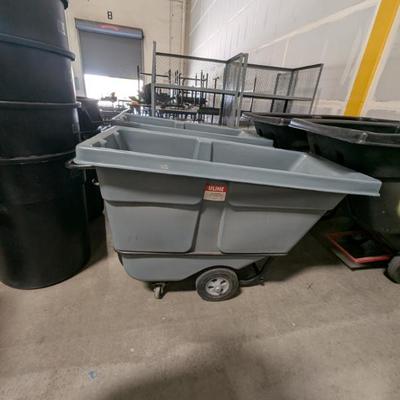 Uline 1/2 yard tilt truck