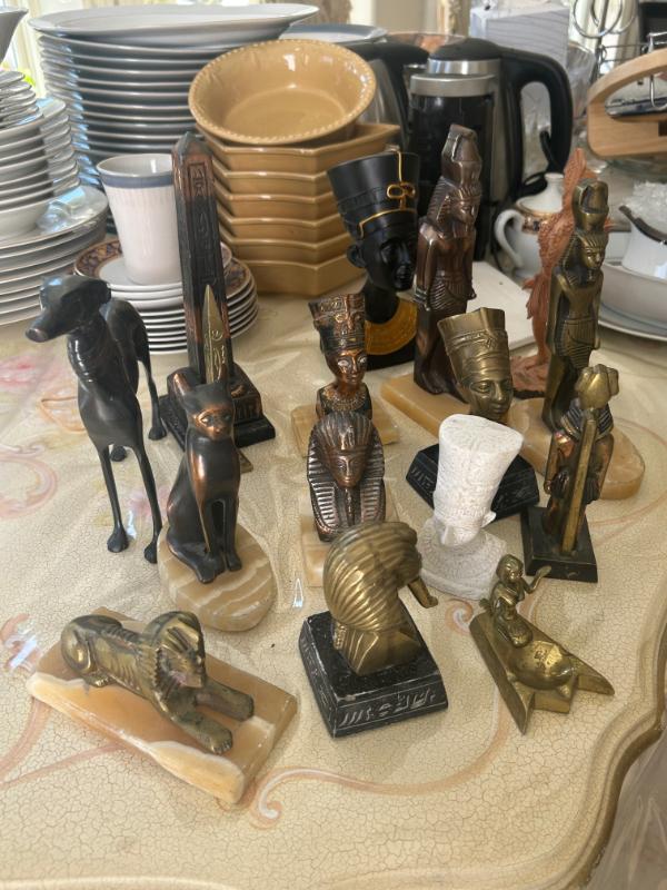 Sale Photo Thumbnail #164