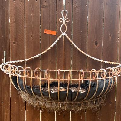 BE805 Hanging Flower Holder