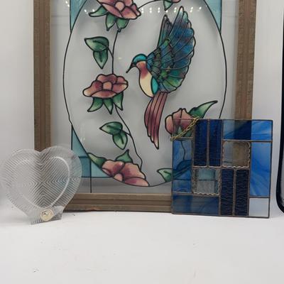 BE665 Bird And Floral Stained Glass Art 