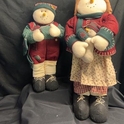 BE653 Snowman & Snow Women Dolls