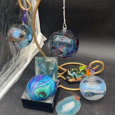 BE905 Variety Of Blue Glass Art