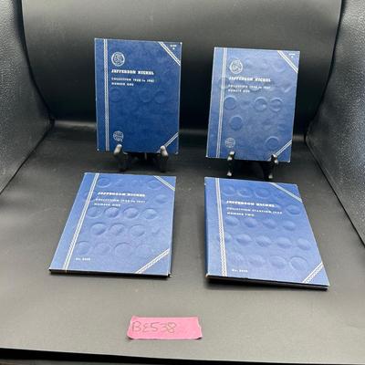 BE538 1938 - 1946 Jefferson Nickel Coin Booklets 