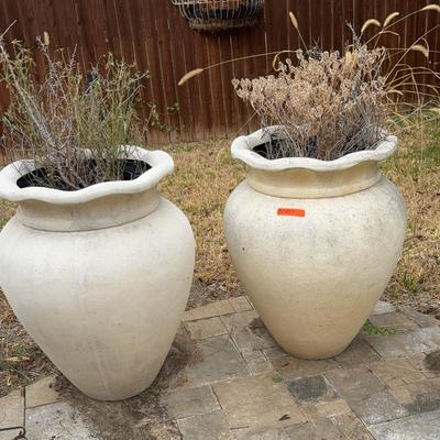 BE803 Plastic White Planters 