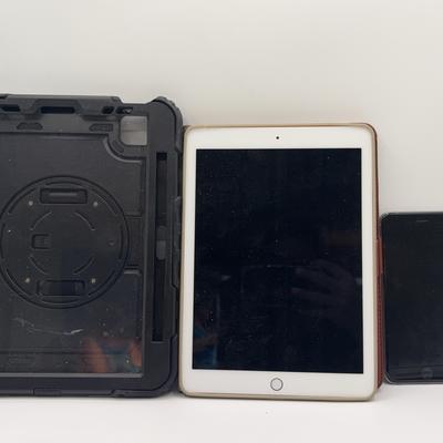 BE658 Apple, Ipad, Iphone, And Heavy Duty iPad Case