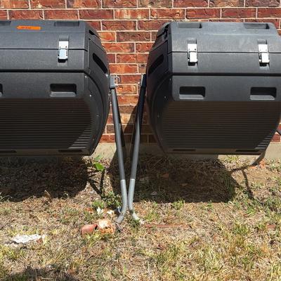 BE838 Composting Bins