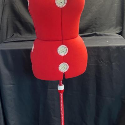 BE616 Singer Adjustable Dress Form  151