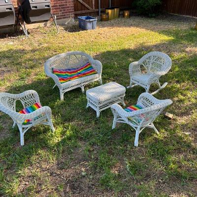 BE880 Children’s White Wicker Patio Set W/Rocker