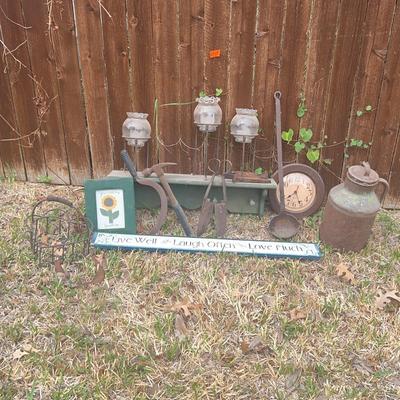 BE801 Primitive Decor 