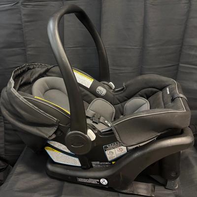 Graco Baby Car Seat 