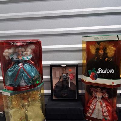 Barbies 