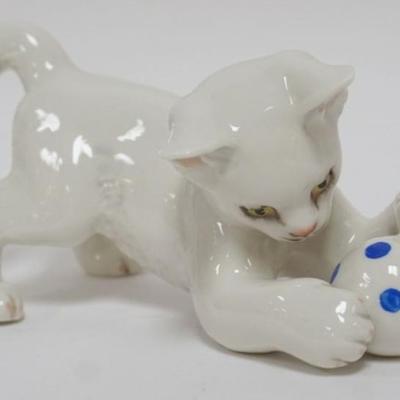 Sale Photo Thumbnail #31: 1031	BOEHM KITTEN PLAYING WITH BALL, APPROXIMATELY 7 IN X 3 IN X 4 IN H
