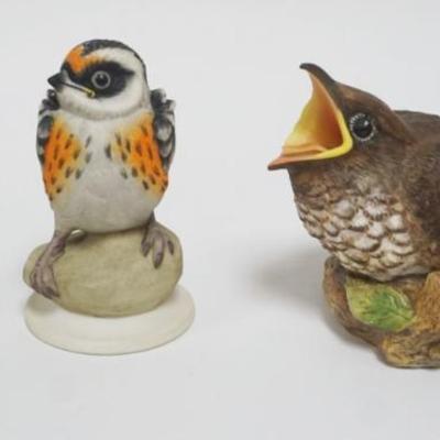 Sale Photo Thumbnail #21: 1021	BOEHM PORCELAIN *BABY CEDAR WAXWING*, *FLEDGLING BLACK BURNIAM WARBLER*, ETC, TALLEST APPROXIMATELY 4 1/2 IN HIGH
