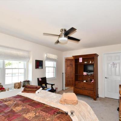 555 bedroom b