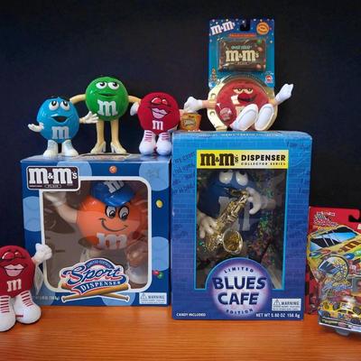 M&M's Dispensers and Collectibles 