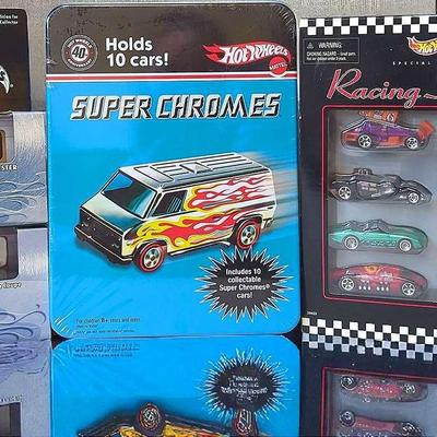 Super Chromes / Racing Series I / 100% Hot Wheels 