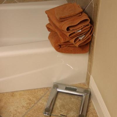 Sale Photo Thumbnail #244