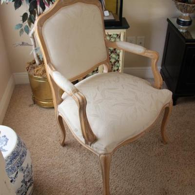 Sale Photo Thumbnail #140