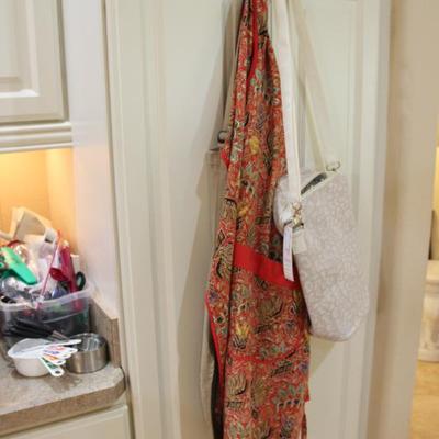 Sale Photo Thumbnail #190
