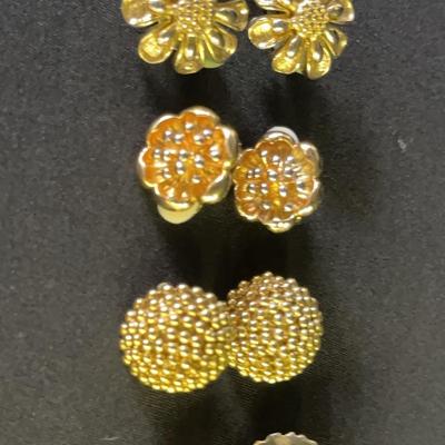 5 Pairs of Clip Earrings 