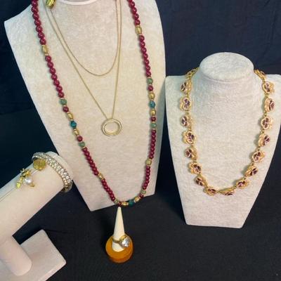 Gorgeous Golds Jewlery Set 