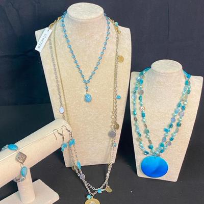 Turquoise Look Collection 