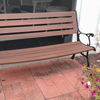 Outdoor Bench 