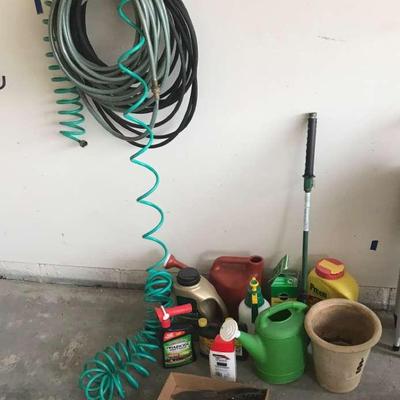 Garden Lot Including Hoses