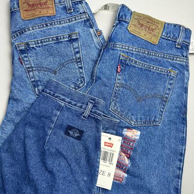 Levi’s Vintage New W Tag Jeans & Dockers Shorts - Women's Size 8