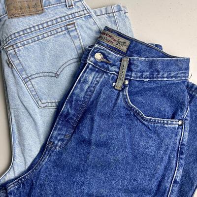 Vintage Levi’s Silver Tab Jeans (2) - Size 10 & 11