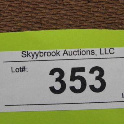 Sale Photo Thumbnail #569