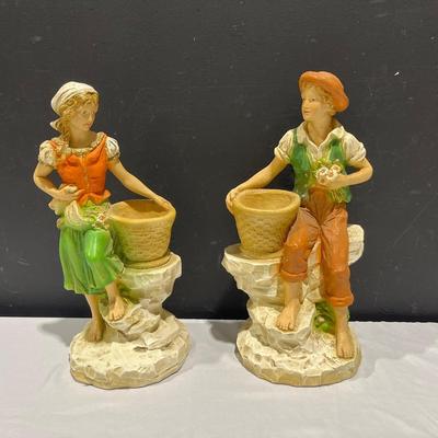 Vintage Universal Statuary Co Figurine Pair