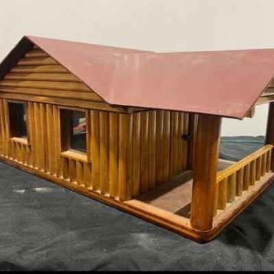 Log Cabin Dollhouse