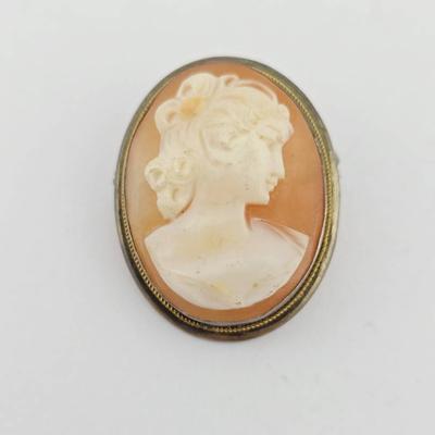 Vintage .800 Silver Cameo Pendant Brooch