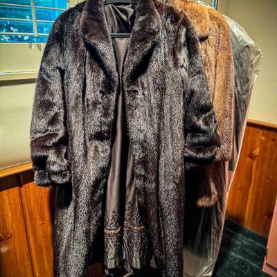 1960’s Custom Mink Fur Coat in Excellent Condition - handmade in Frankfort Germany
