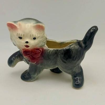 Sale Photo Thumbnail #9: Make plans to come by 9/19-21,, 2025! 80% of the store will be $2 - $20 or less! Or Shop Now for exclusive hand-picked and hard-to-find vintage online at https://UncleAudsVintage.com.shop! New items added online daily! In-Person Sale Days: Sept. 19 - 21, 