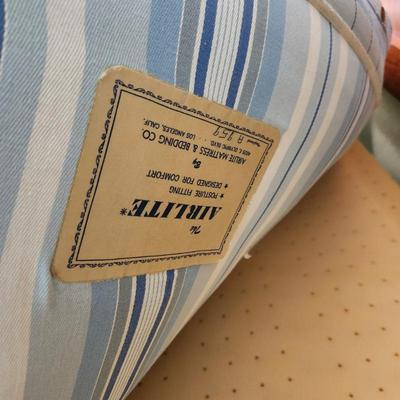 Sale Photo Thumbnail #105