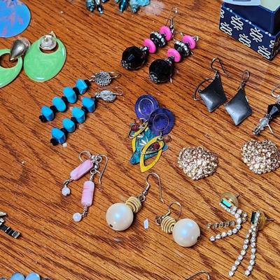 Sale Photo Thumbnail #543