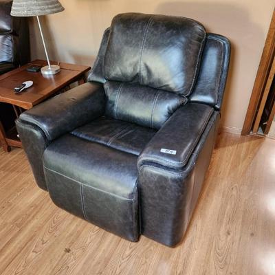 Sale Photo Thumbnail #252