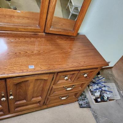 Sale Photo Thumbnail #556